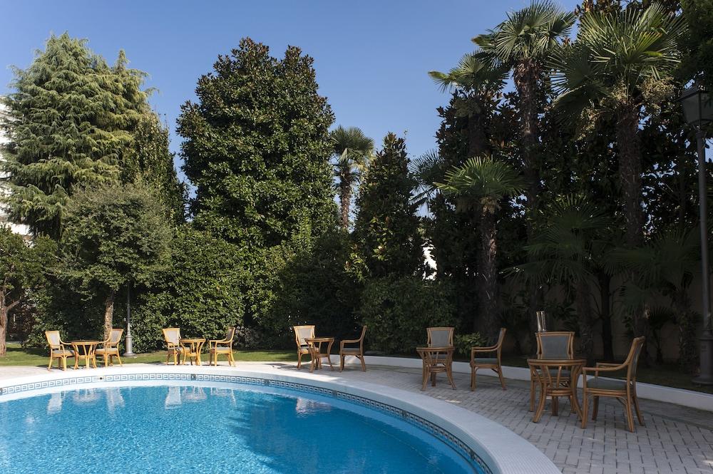 Hotel Due Torri Abano Terme Eksteriør bilde