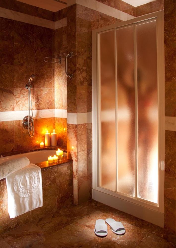 Hotel Due Torri Abano Terme Eksteriør bilde